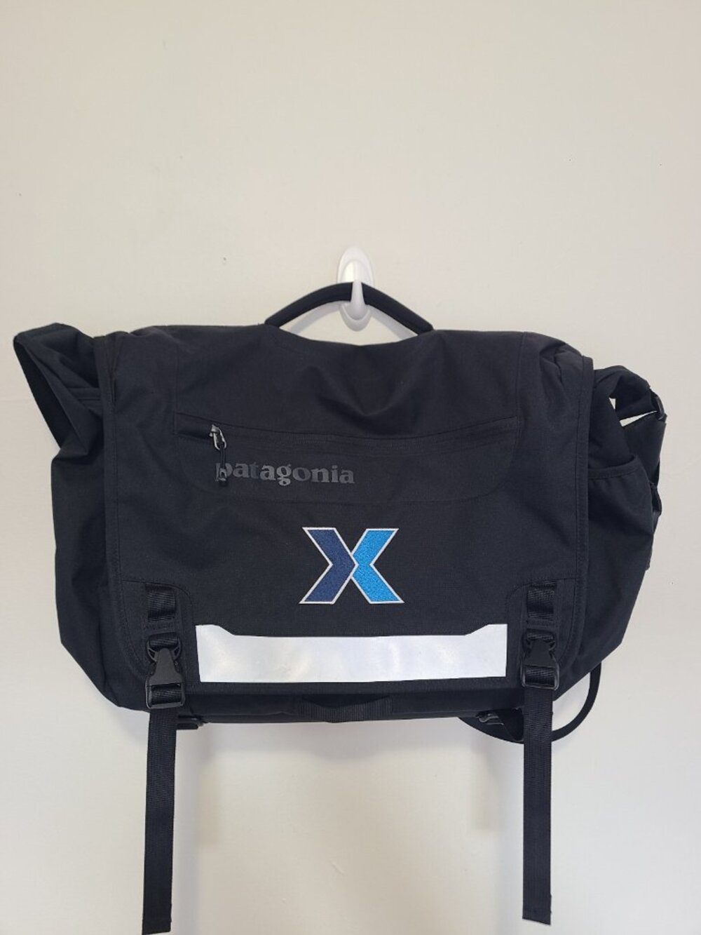 Patagonia Critical Mass Messenger Black Bag